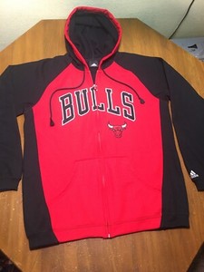 adidas chicago bulls sweatshirt
