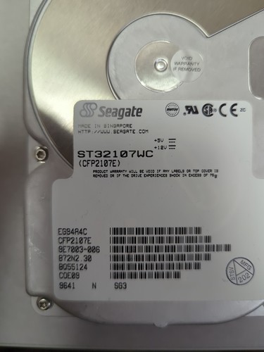 Seagate Vintage 1994 ST32107WC(CFP2107E) Conner 2.1GB 7200RPM With Adapter - Afbeelding 2 van 13