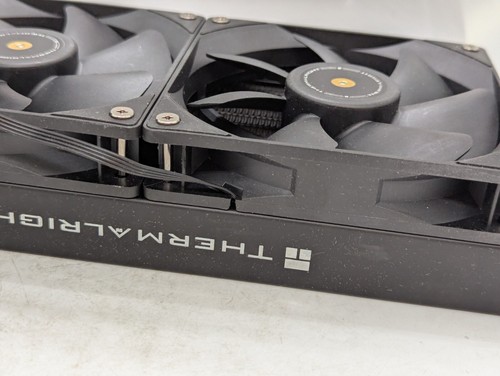 Thermalright Frozen Prism 240 black CPU water cooler dual PWM fans READ DESCRIP - Afbeelding 3 van 20