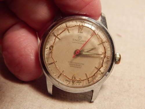 VTG 50S ? ENDURA WRISTWATCH UNISEX RUNS WATERPROOF STAINLES SWISS NEED CRYSTAL