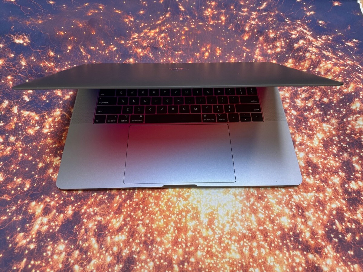 2017 MacBook Pro A1707 15 2017 MacBook Pro A1707 15