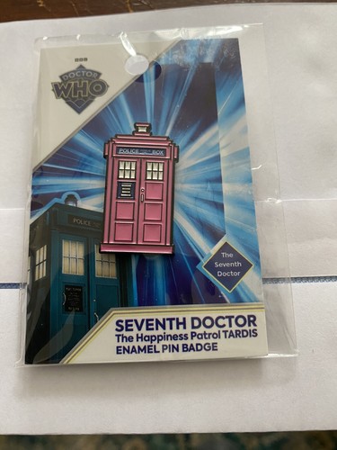 Doctor Who   The Happiness  Patrol Pink Tardis Enamel Pin Badge - Picture 1 of 2