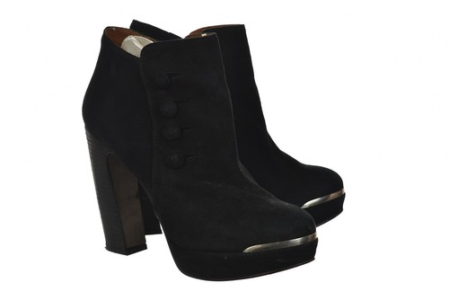 SixtySeven Womens Shoes Size 39 8 Black Solid Ankle Booties Suede Leather Casual - Picture 2 of 5