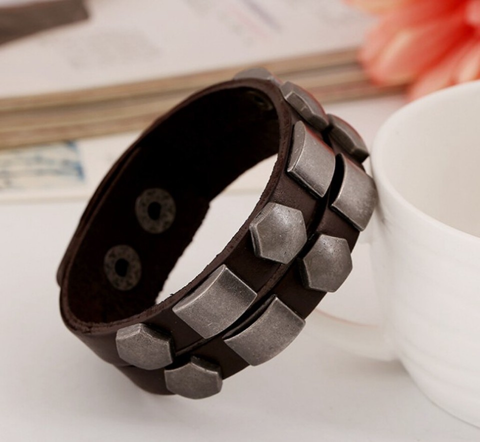 Classic Men's Stripe Leather Bracelet - Brown Genuine Leather Wristband With Alloy Buckle - View #8