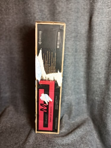 Genuine KYOCERA TK-8307 TK-8307M TONER KIT (MAGENTA) New Open Box - Picture 3 of 7