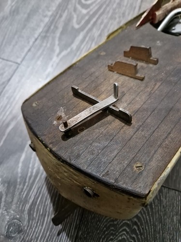 VINTAGE MOTORISED BOAT, MOTOR  - Picture 13 of 24