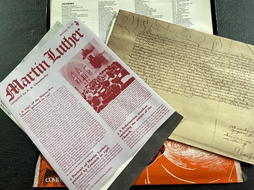 JACKDAW FOLDERS - #69 Martin Luther/#60 Hampton Court - Complete - Picture 3 of 5