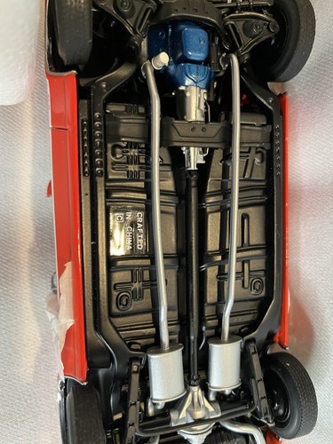 Danbury Mint 1:24 Scale Diecast 1970 Oldsmobile 442 W-30 Red w/ White Top - Picture 16 of 22