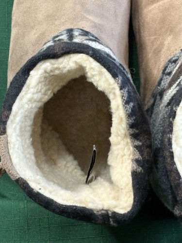 Botines Bearpaw Taupe 1996W Ámbar Nova Gamuza Piel de Oveja Completamente Forrados Talla 8 - Imagen 14 de 14