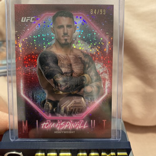 2025 TOPPS MIDNIGHT UFC TOM ASINALL Red Glitter 84/99 - Picture 6 of 6