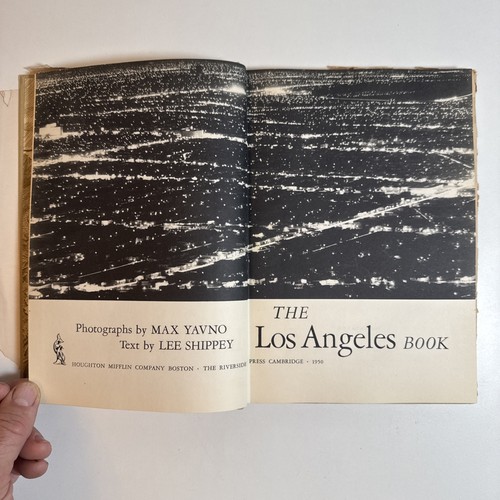 The Los Angeles Book by Lee Shippey and photography by MAX YAVNO, 1st 1950 - Imagen 6 de 11