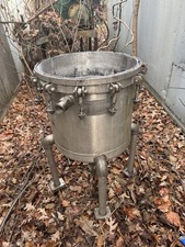 Sparkler Filter. Model VR1712, 304 S/S WORKING/TEST PRESSURE: 100/185