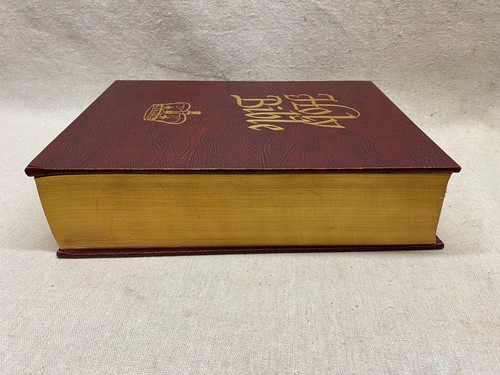 The Holy Bible King James Authorized Version 1962 Religious Institute of America - Picture 4 of 16