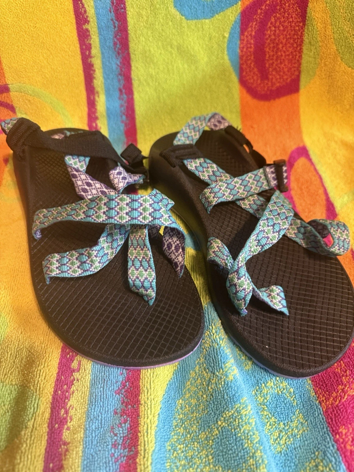 Chaco Z2 Cloud Women’s Size 8 Turquoise And Purple