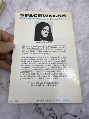 Burgert ROBERTS / Spacewalks 1st Edition PB 1971 Rare - Picture 5 of 6