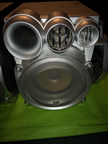 VTG 2004 JVC SP-MXGB5 460W Speakers. Left and Right Pair. 17901G - Picture 3 of 6
