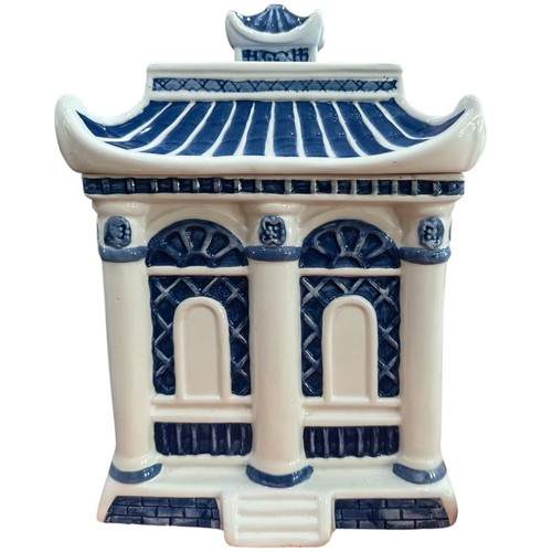 Blue Willow Collections Pagoda LG Cookie Jar Series 2 Christopher Johnson 10" - Picture 2 of 6