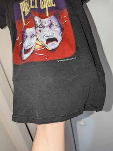 Vintage 1985 Motley Crue Theatre Of Pain T Shirt Boys Size M Black Single Stitch - Picture 8 of 23
