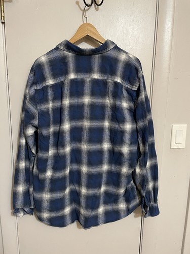 Amazon Essentials Men's XL Blue White Plaid Cotton Flannel Button-Up Shirt - Picture 6 of 6