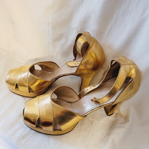 Vintage Women's Shoes Platform Heels Shiny Gold Leather - Picture 9 of 15