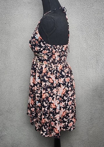Vestido Babydoll Y2K Express Pequeño Negro Festival Floral Volantes Boho Halter Hada - Imagen 8 de 9