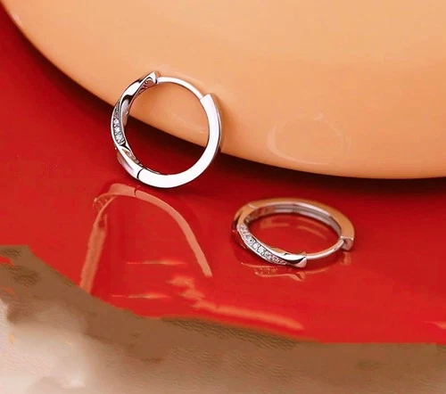 felixsyc Crystal Huggie Hoop Earrings, photo 4