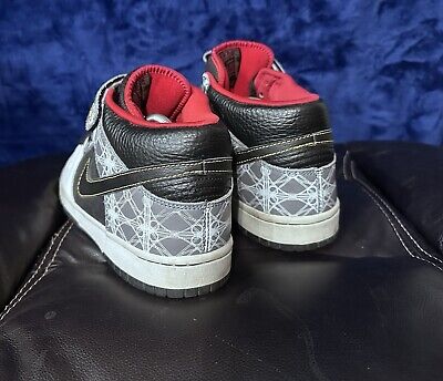 Vintage Nike Dunk Mid Elite Sb 'Beijing Triumvir X Fly Vintage Nike Dunk Mid Elite Sb 'Beijing Triumvir X Fly