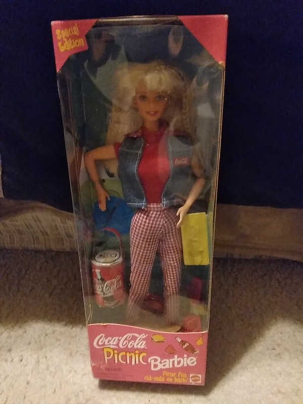 1997 Mattel Coca Cola PICNIC BARBIE Doll Vintage #19626 New in Box
