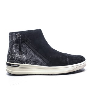 Geox sneaker con zeppa colore nero j741zb 022ar c9999 Autunno Inverno 2017 2018 Geox sneaker con zeppa colore nero j741zb 022ar c9999 Autunno Inverno 2017 2018