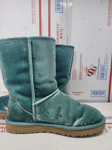 UGG CLASSIC SHORT II VELVET ATLANTIC 1110411 SIZE 6 WOMAN’S BOOTS Used - Picture 6 of 13
