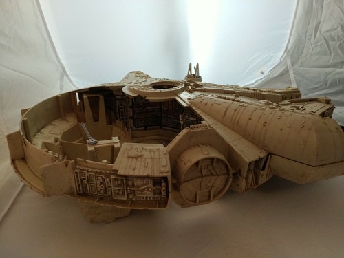 VINTAGE KENNER 1979 STARWARS MILLENNIUM FALCON-SHELL FOR PARTS/RESTORATION. - Picture 3 of 6