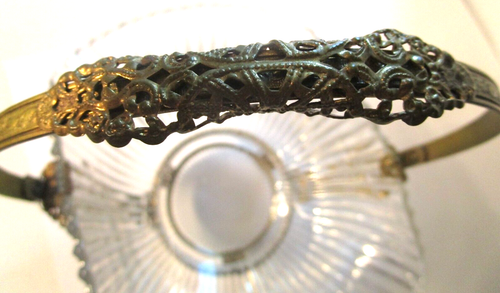 Vintage French Ribbed Glass & Brass Ormolu Bridal Basket Repaired 9" - Picture 5 of 15