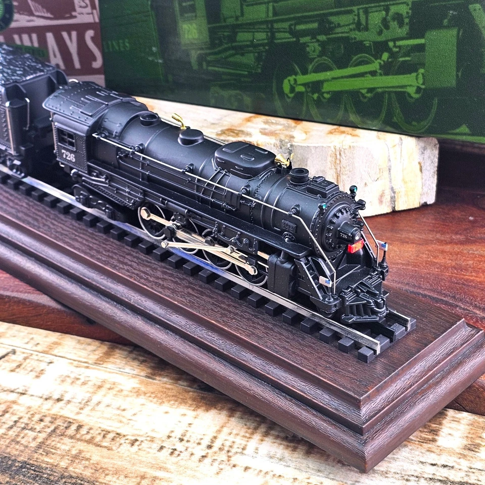 Lionel 726 Berkshire Steam Locomotive & Display Case Hallmark Luxury Limited Ed - Image 4 of 4