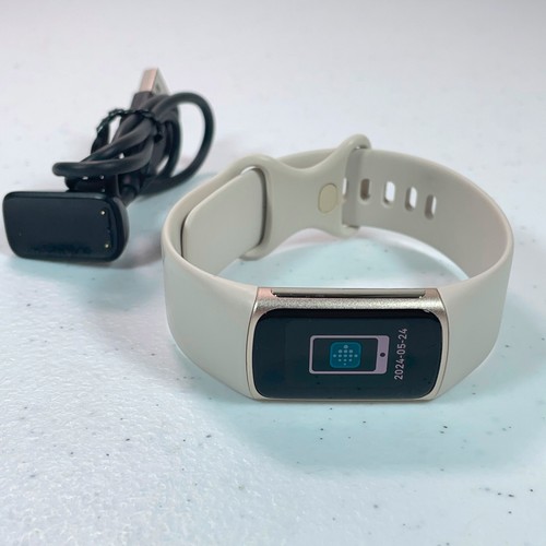 Fitbit Charge 5 Fitness Tracker – Acciaio Bianco Lunare – Usato Grado B - Foto 2