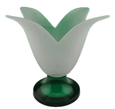 VTG STUDIO NOVA Candle Holder Frosted White Tulip Green Base/7"H