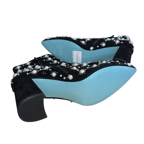 Betsey Johnson Women’s Zoie Embellished Black Booties Size 11 Studded Pearls - Picture 10 of 11