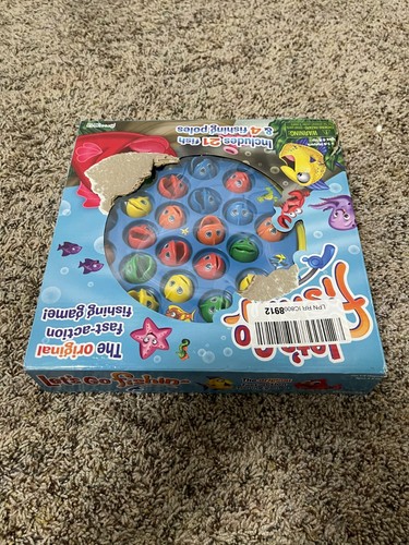 CROWN & ANDREWS Pressman Toys Lets GO Fishin New/Damaged Box - Picture 4 of 6