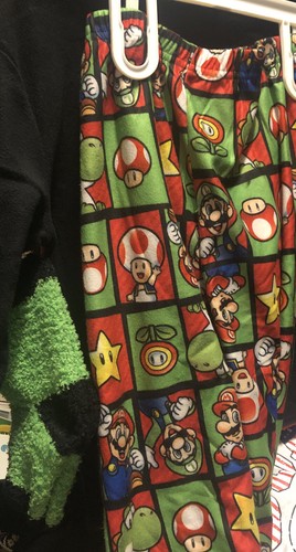 NWT NINTENDO Mario Pajama Set Boys Med 8 Sleepwear Bros Fleece Stretch Soft - Picture 6 of 6
