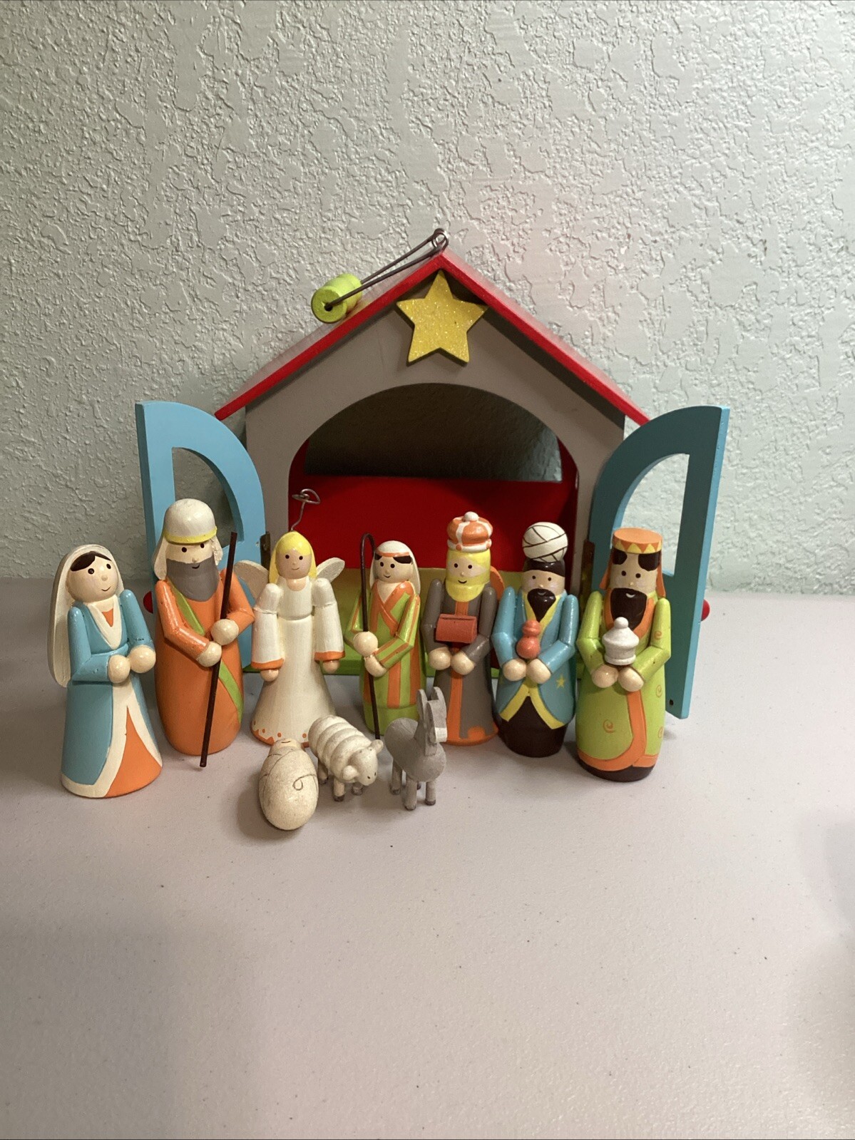 Picture 1 of 8