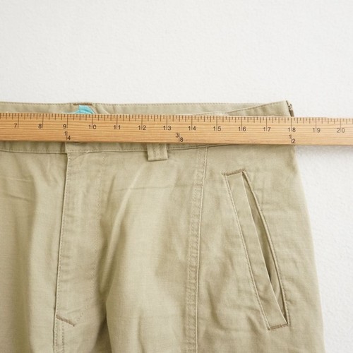Tommy Bahama Mens Cargo Shorts Green Beige Zip Fly Cotton Lyocell Size 34 - Picture 5 of 6