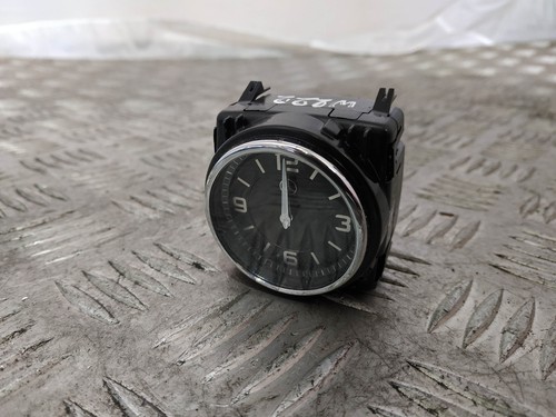 MERCEDES-BENZ S W222 Intérieur Horloge A2138272000 2018 - Picture 2 of 5