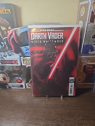 Star Wars: Darth Vader-Black, White & Red #1 Variant (Marvel Comics June 2023) - Picture 10 of 18
