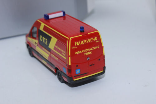 Herpa 954563 Mercedes-Benz Sprinter 13 Hochdach Berufsfeuerwehr Stuttgart 1:87 - Bild 4 von 6
