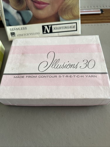 4 Pairs Vintage Sheer Stockings - In Original Packaging Size 10 1/2- 11 - Picture 5 of 6