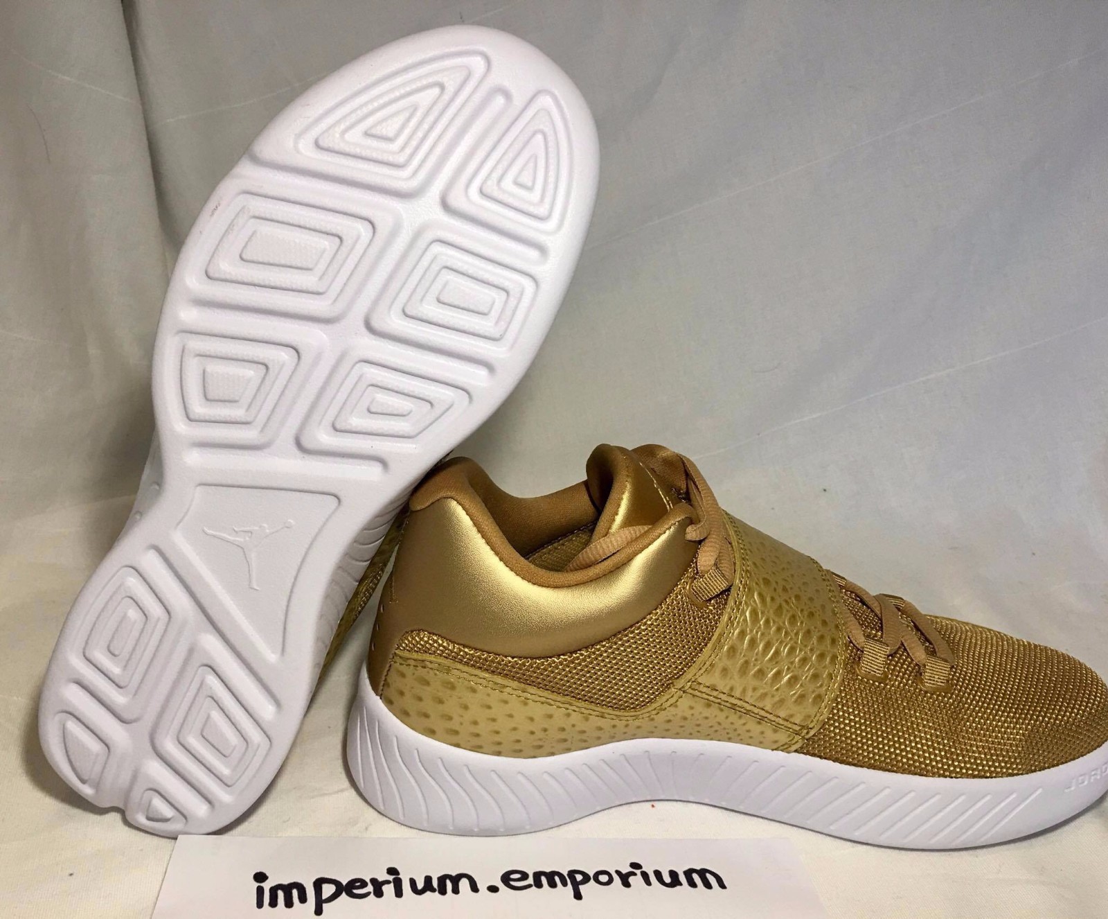 Nike homme homme Nike Jordan J23 Trainers Gold/blanc d058f3 Nike homme homme Nike Jordan J23 Trainers Gold/blanc d058f3