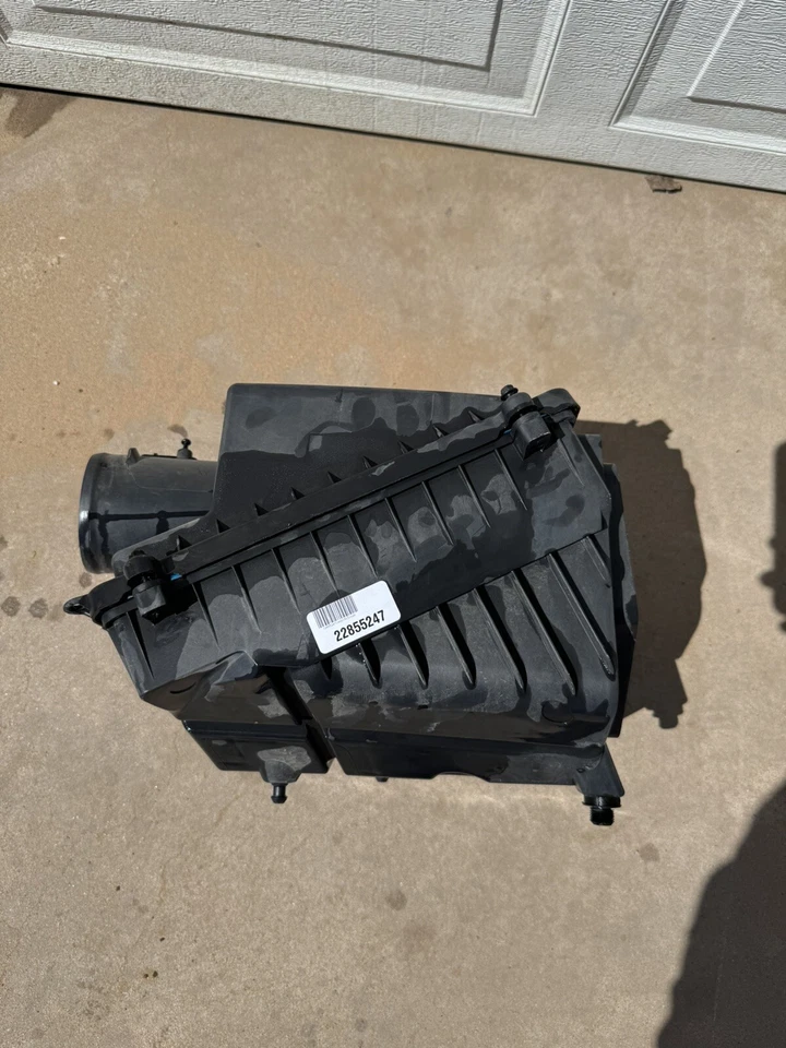 GMC Sierra 1500 2014 caja de filtro de aire Foto 3 de 4