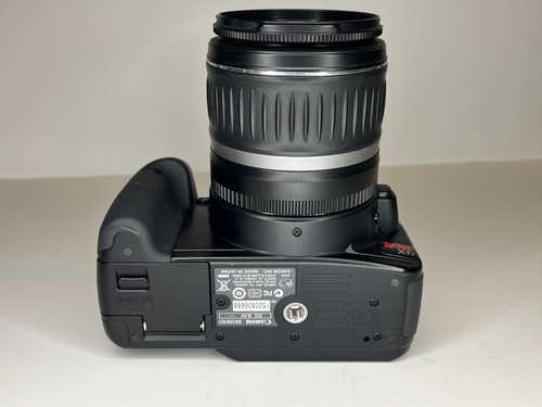 Canon EOS 400D Rebel XTi Digital SLR Camera, 18-55mm lens w/ charger #21 - Picture 7 of 19