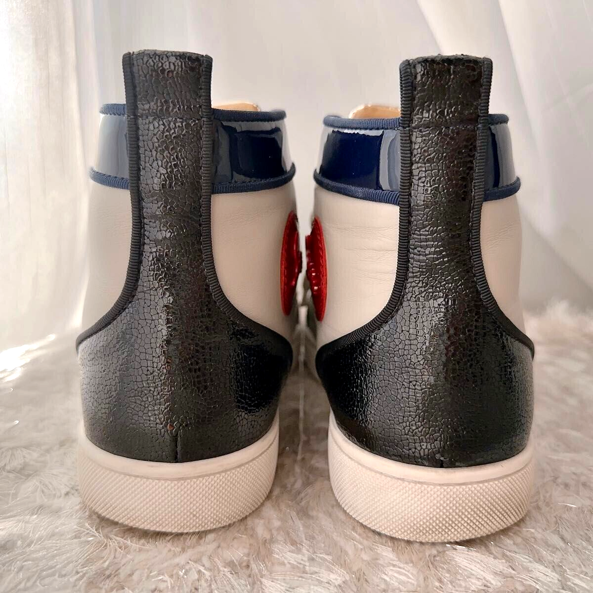 Christian Louboutin - studs boots , 刺激 0400009890648_BLACK?wid=600&