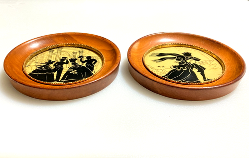 Set of 2 - 4 1/2" Framed Antique Silhouettes Ice Skating and Meeting on Street - Picture 2 of 6