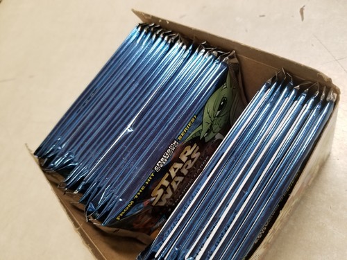 Lot of 28 - 2004 Star Wars Clone Wars Trading Cards Sealed Packs - Picture 6 of 7